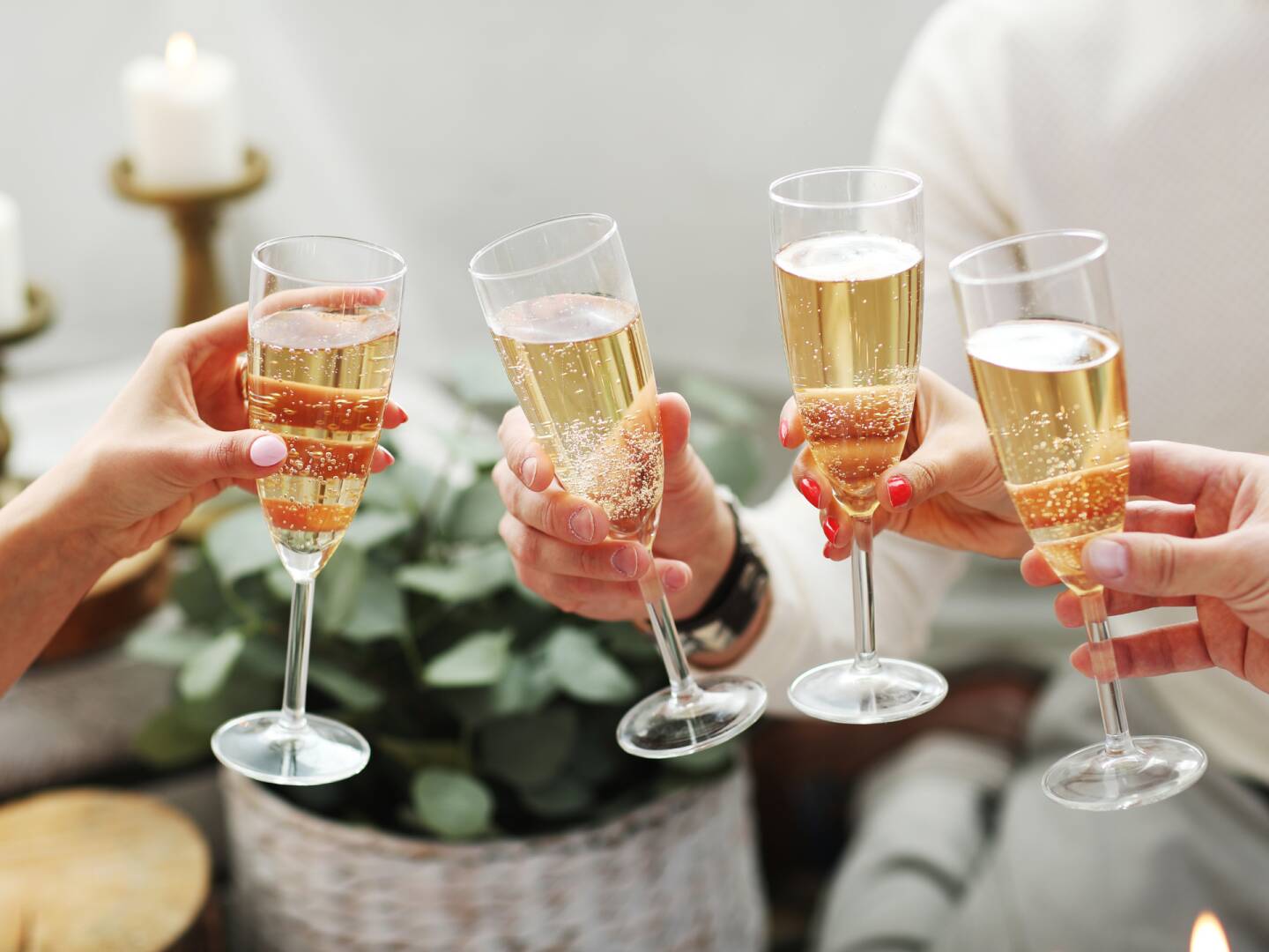 Don't buy the wrong sparkling wine: How to choose between brut, dry or extra dry in the bubbly aisle