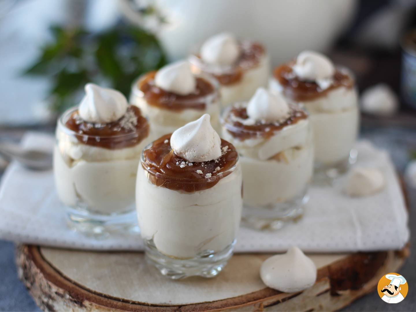 Dazzle your guests with these 8 individual desserts, perfect for the holidays!