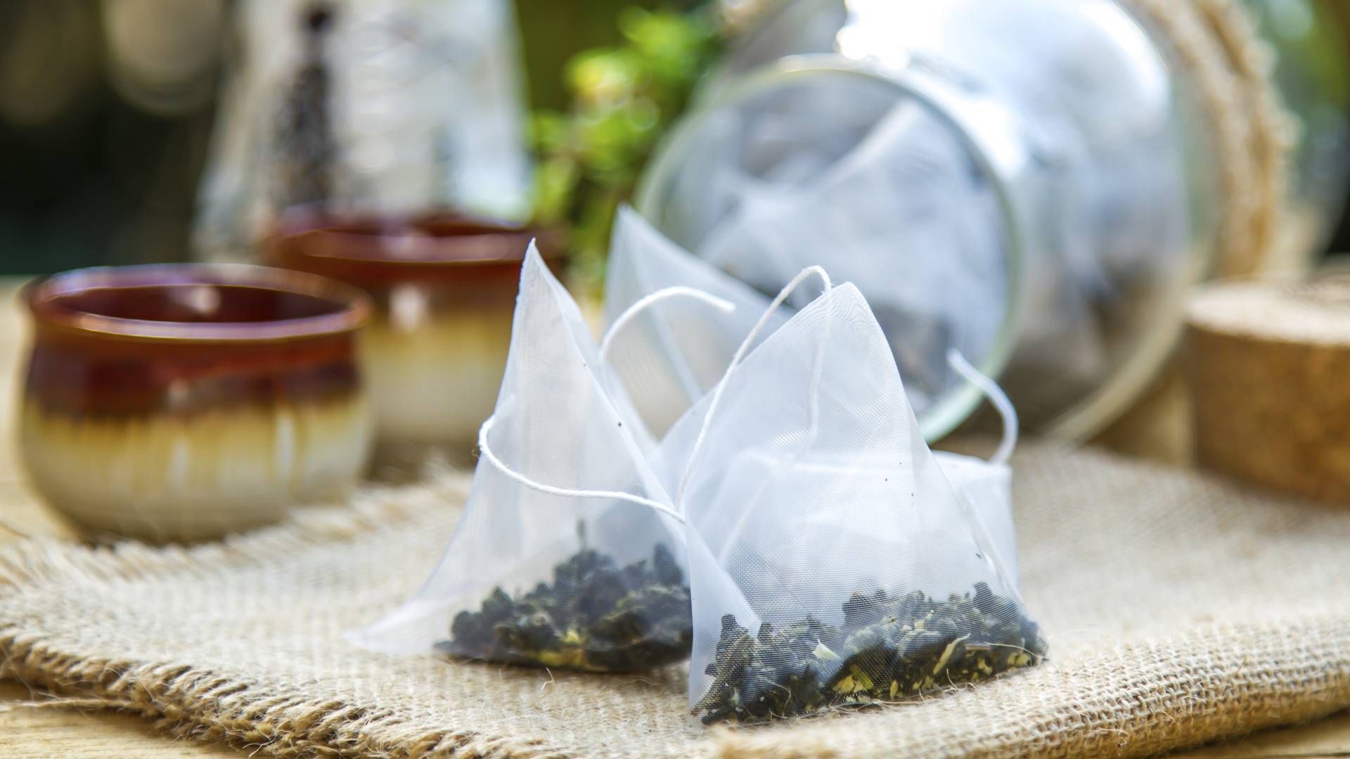 Consuming tea bags can be a risk to your health and here we tell you why you should avoid it as soon as possible.