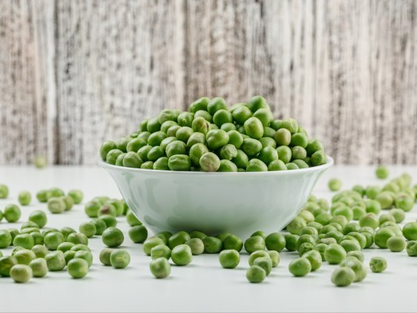 Peas: the spring superfood that adults forget!