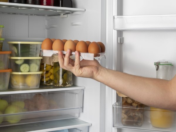 How many days does a hard-boiled egg really last in the fridge?