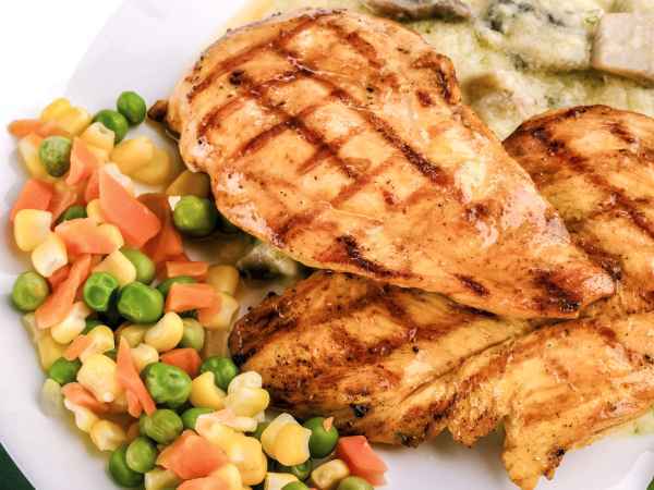 How to tenderize meat with this ingredient you already have at home