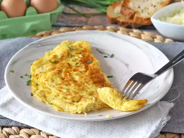 Master the Art of the Omelette: Avoid These Simple Errors to avoid breaking it