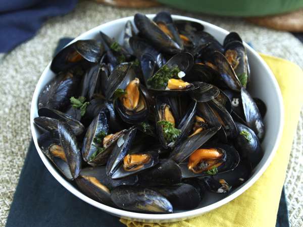 Master mussel prep: 3 steps to clean them like a chef