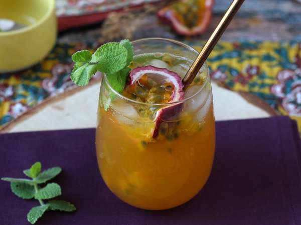 8 super refreshing summer drinks you can make right at home (#5 is amazing!)