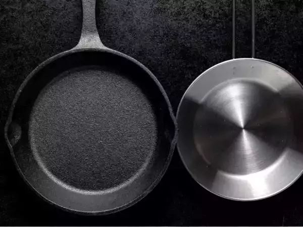 Stainless steel frying pan: how to use and maintain it to keep it looking like new