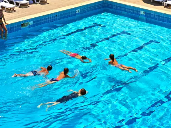 How to adapt your diet before and after swimming?