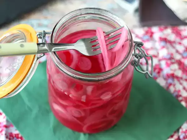 You won't believe how easy it is to prepare chef-style pickled onions in minutes
