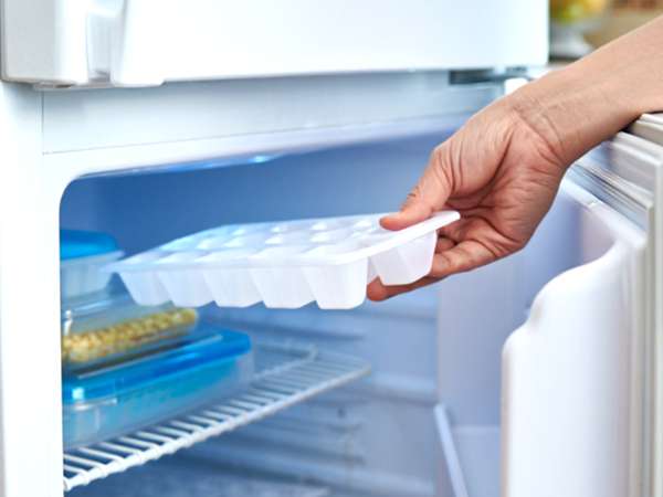 How to make ice faster: simple tricks that really work when you need cold drinks in record time