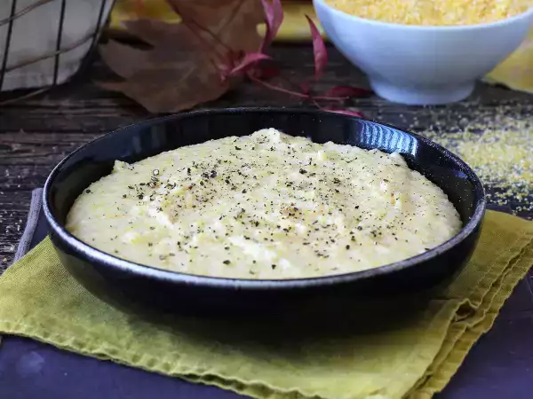 The secret to the perfect creamy polenta? It's not just water, but a special ingredient!