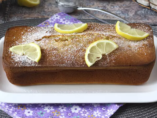 7 fall cakes made with seasonal ingredients that bring warmth, flavor, and comfort to every bite