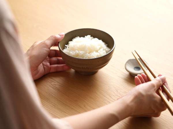 The gestures that make you uncomfortable in a Japanese restaurant and almost all of us do without knowing it
