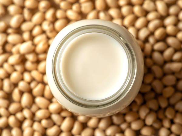 Which plant-based milk is healthiest? Let's find out!