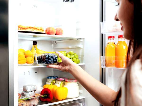 Why placing a roll of toilet paper in the fridge can actually be useful