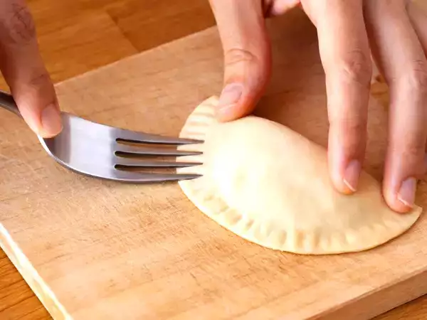 Cooking tricks with a fork: the easiest (and most useful) multipurpose tool in your kitchen