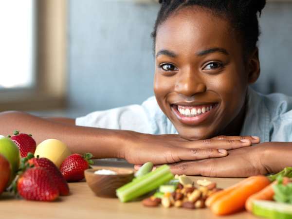 10 foods for whiter teeth: what to really eat