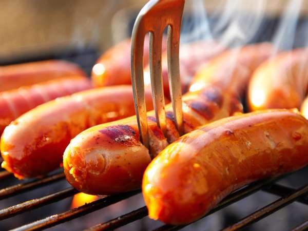 Should you pierce sausages before cooking? The answer could change how juicy they turn out