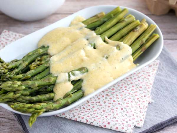 3 sauces that enhance green asparagus without masking its flavor