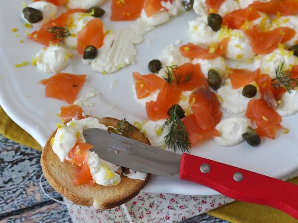 Daily Menu, april 29: Delightful flavors: a culinary journey with smoked salmon, creamy pasta, and sweet orange pie