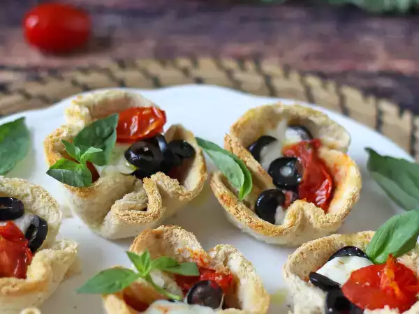 These crispy bread baskets are so easy, you’ll want to make them every week