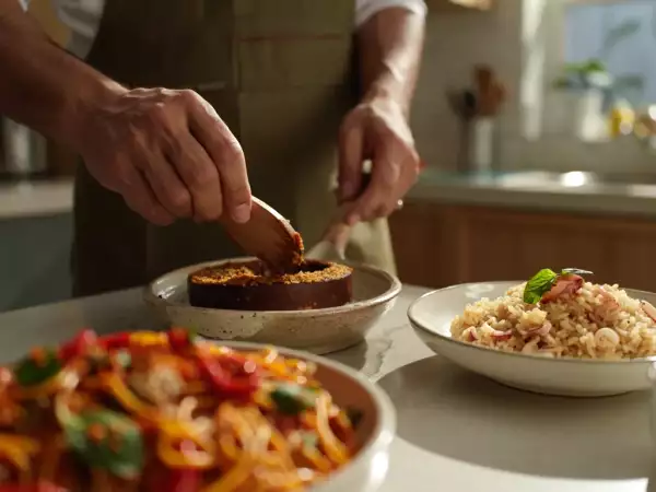 June 17 daily menu: bold Schezwan pasta paired with classic Asoka alwa, a flavor journey at home
