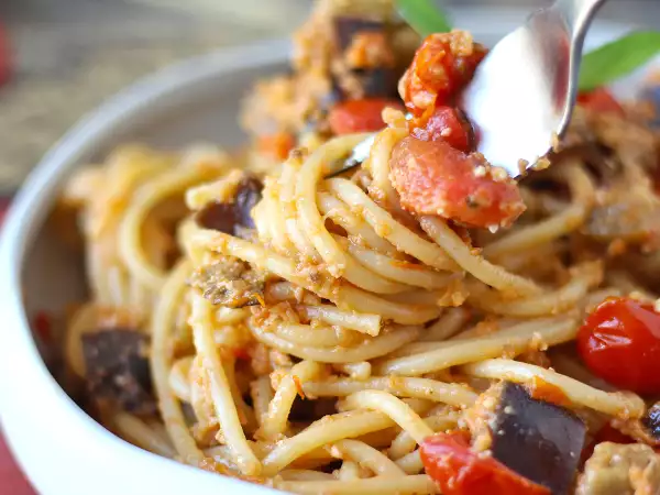 10 eggplant recipes to fill your kitchen with the scent of summer, ready in just a few minutes