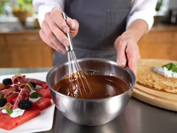 Daily menu, July 2nd: a refreshing summer feast with watermelon, lentils, and triple chocolate delight