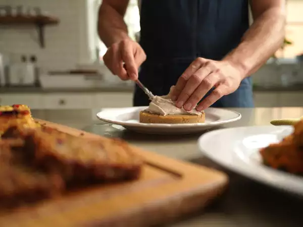 Daily menu, July 13: a flavorful journey with jalapeno poppers, sweet potato falafels, and banana cake