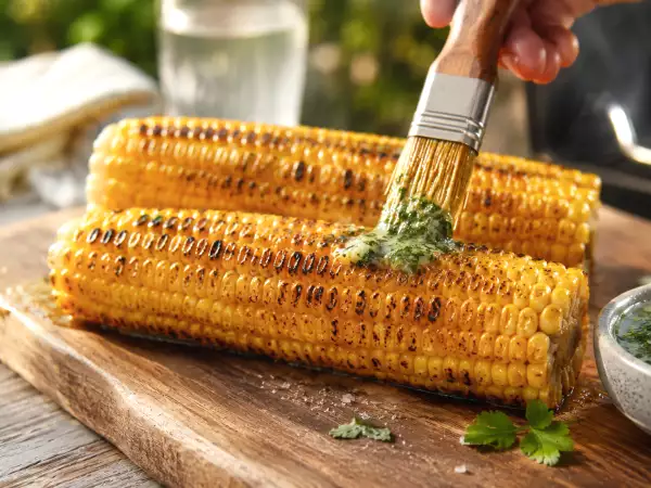 How to grill corn on the cob perfectly: simple steps to tender, sweet kernels with a smoky flavor