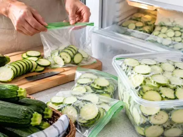 How to preserve summer zucchini for winter: one small freezing step that makes all the difference