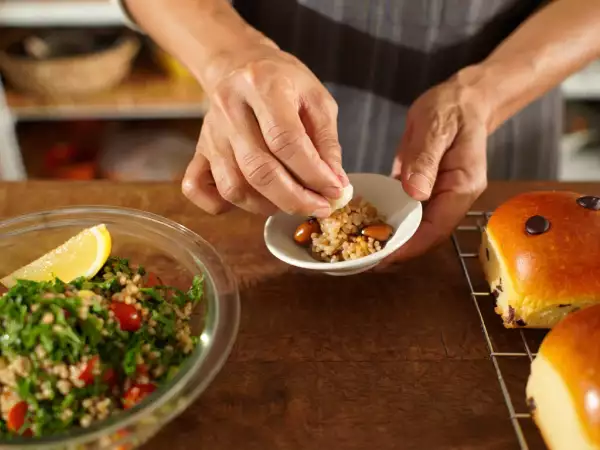 Daily menu, August 1st: a refreshing Lebanese tabbouleh, delightful ginkgo dumplings, and chocolate chip brioche buns