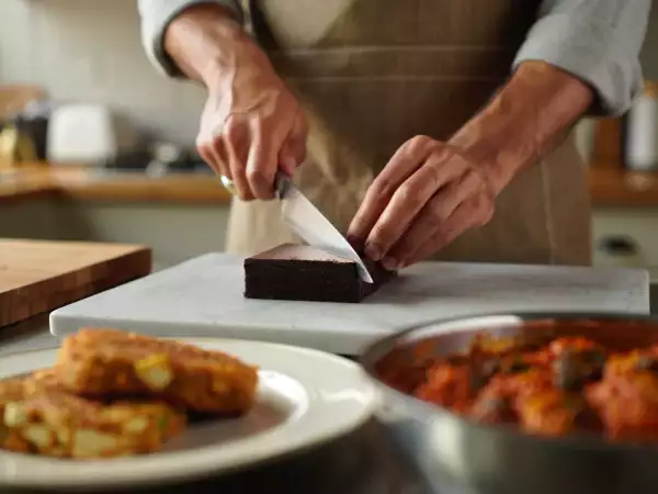 Daily menu, August 4: delightful potato-paneer cutlet, spicy kadai mushroom, and indulgent butter-free brownies