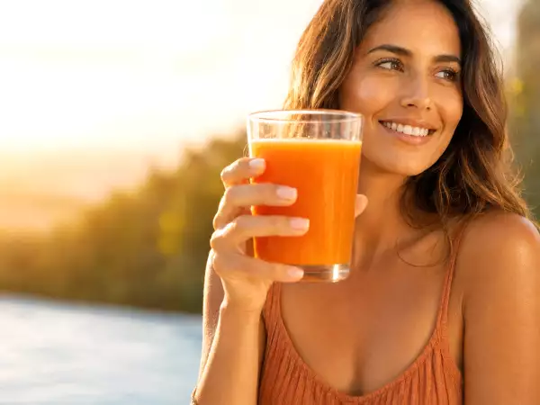 Could one simple juice help your tan last longer? What to try and what to expect from it this summer