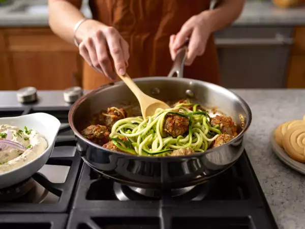 Daily menu, August 20: delightful surimi spread, zucchini spaghetti with meatballs, and diamond spiral shortbread