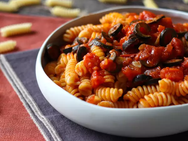 10 summer dinners you can cook right now from cupboard staples you already have - no extra shopping