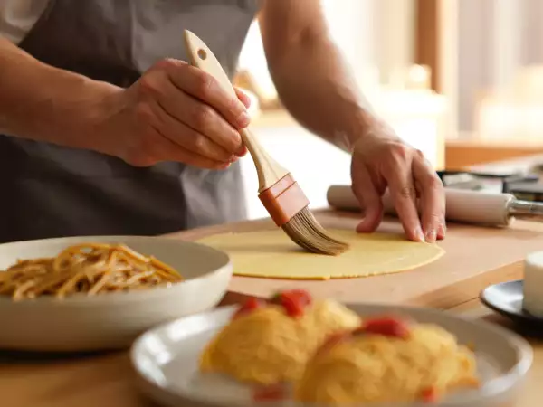 Daily menu, September 5: indulge in Camembert flaky pie, savory Soba noodles, and delightful steamed rice cake