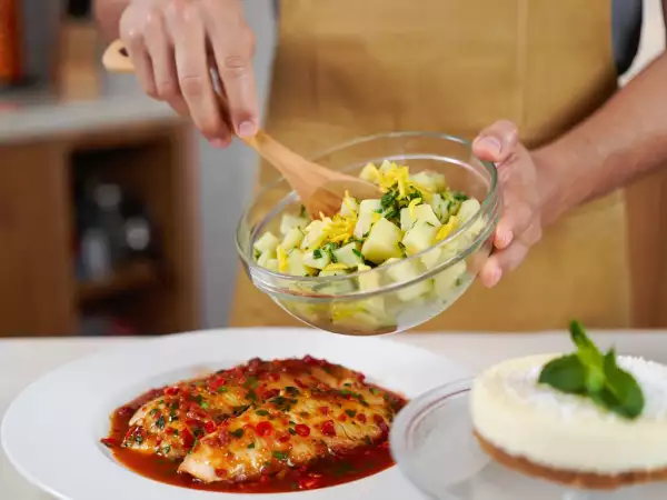 Daily menu, September 7: a refreshing lemony potato salad, spicy fish in vinegar sauce, and a mojito cheesecake