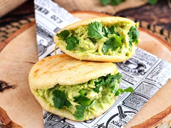 Arepas made easy: 7 colombian and venezuelan styles that show how fillings change everything