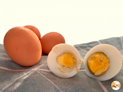 Boiled egg with gray yolk: Is it dangerous to eat it? Find out what causes it and how to avoid it