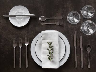 How to organize cutlery for Christmas dinner: Complete guide