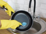 Articles: This everyday gesture could be damaging your pans!