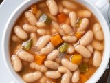Articles: Our Brazilian grandma's tricks to make beans tastier every time!