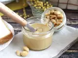 Articles: How to make homemade peanut butter with just one ingredient (and the best recipes to use it)