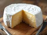 Articles: Why is Camembert sold in a wooden box?