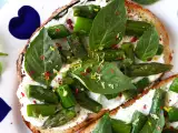 Articles: The spring bruschetta everyone wants: fresh, creamy and ready in minutes