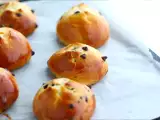 Articles: Daily Menu, may 6: A flavorful journey: afghan spinach, prawn sauce crackers, and chocolate chip brioche buns