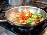 Articles: The simple kitchen trick that stops food sticking to your stainless steel frying pan every time