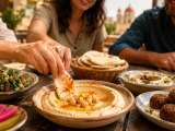Articles: Lebanese mezze, like tapas: small plates and recipes to travel with your palate and taste the region