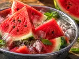Articles: The quick way to chill a watermelon: a clever, time-saving trick to have it cold and ready right away