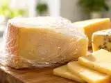Articles: Why wrapping hot cheese in plastic wrap is a mistake you'll notice right away and what to do